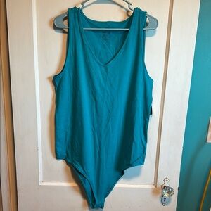 NWT Torrid size 2 Teal Sleeveless Bodysuit